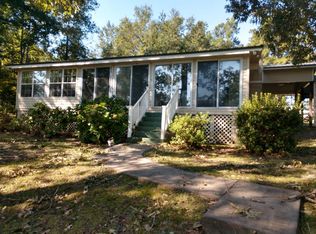 1276 Ackerman Dr, Summerton, SC 29148