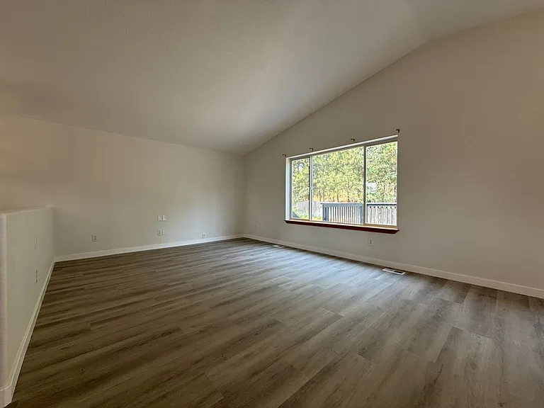 7915 E Woodland Park Dr — Photo 3