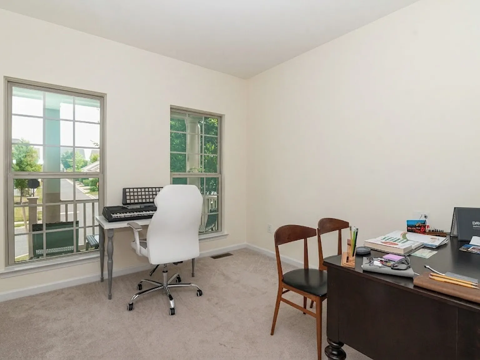 4 bed, 3.5 bath, 2986 sqft, $3,300 — Photo 4