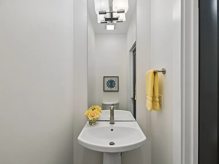 2320 Dalebrook Ct — Photo 15