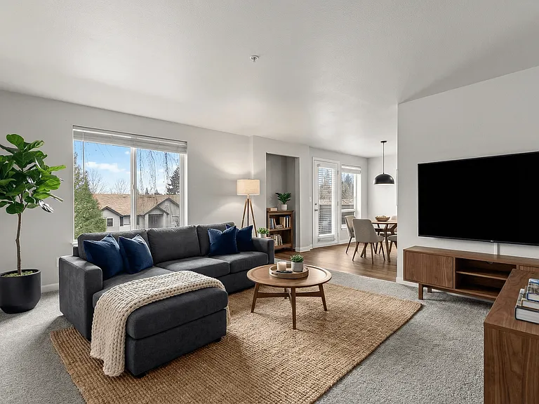Deer Creek Apartments — Photo 7