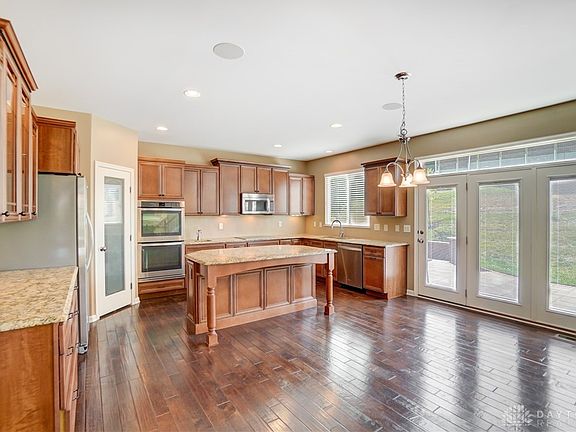 2nd image of 7132 Vail Ct