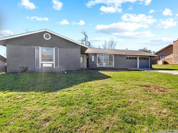 9702 CANEY CREEK DR, San Antonio, TX 78245