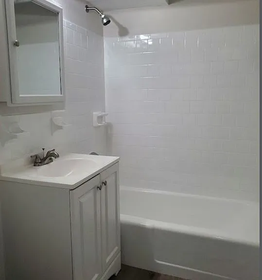 54 Elmwood Park #24 — Photo 3