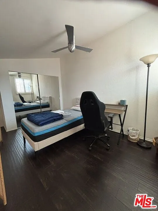 2 bed, 1.0 bath, 834 sqft, $3,600 — Photo 2