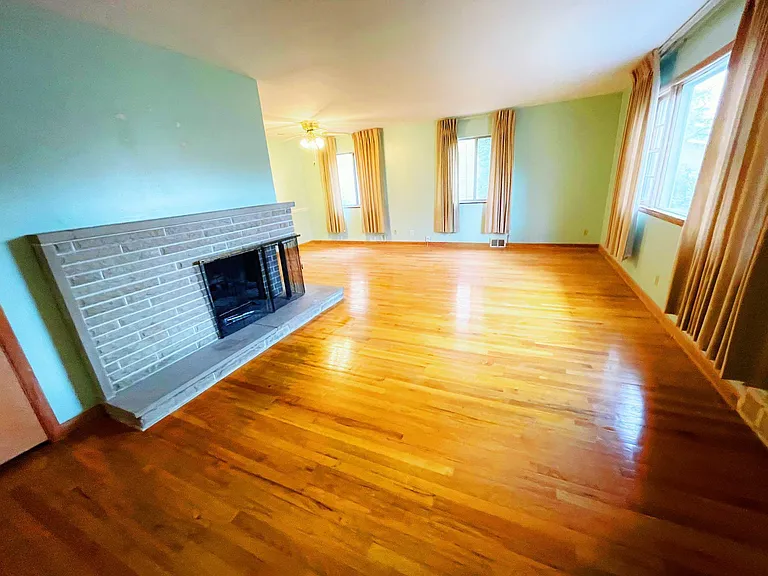 332 Kenridge Rd #1 — Photo 3