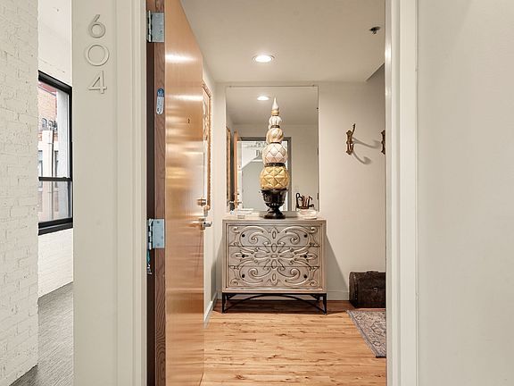 3rd image of 210 Lincoln St #604