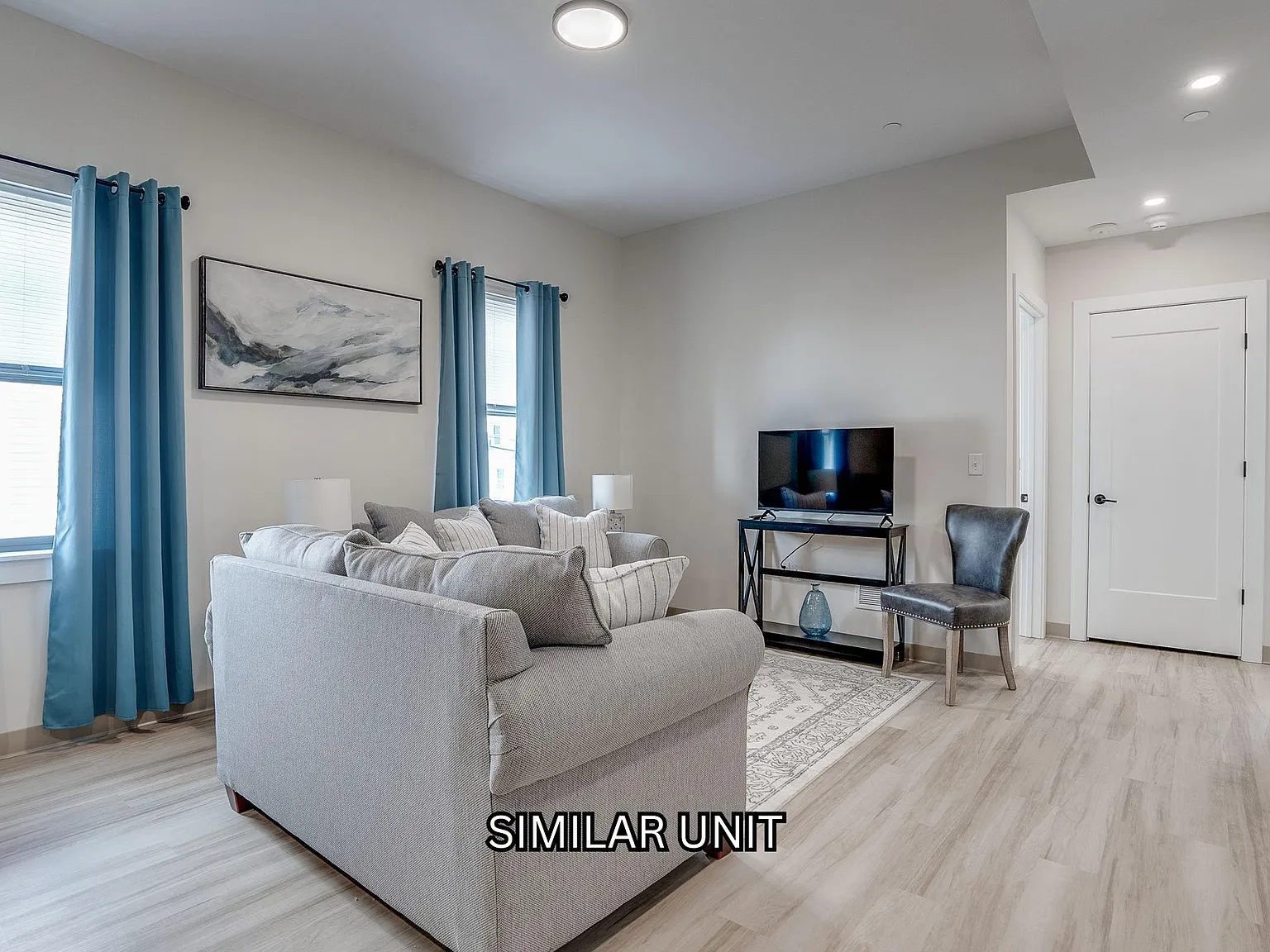 2 bed, 1.0 bath, 676 sqft, $2,099 — Photo 4