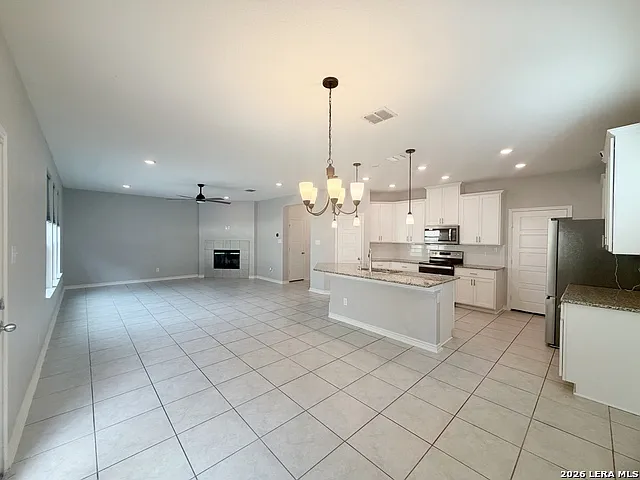 631 Anthem Ln — Photo 13
