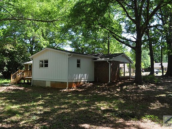 3rd image of 119 Farmview Dr
