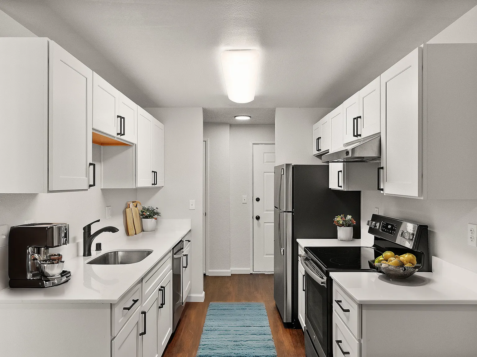 University Commons Apartments — Photo 4