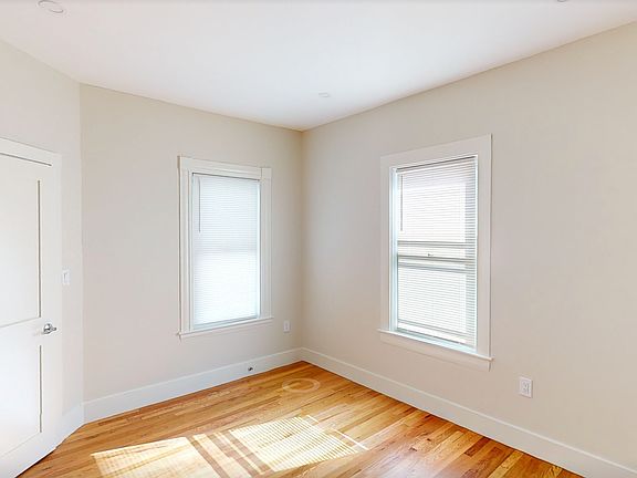2nd image of 37-39 Litchfield St #2
