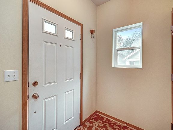4th image of 7507 Sorrel Ct