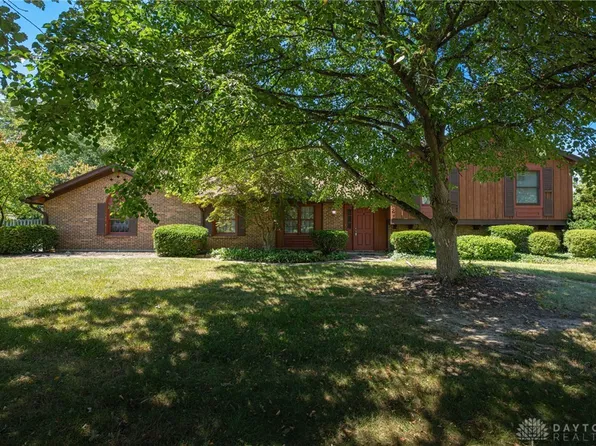 185 Bramblebush Trl, Dayton, OH 45440