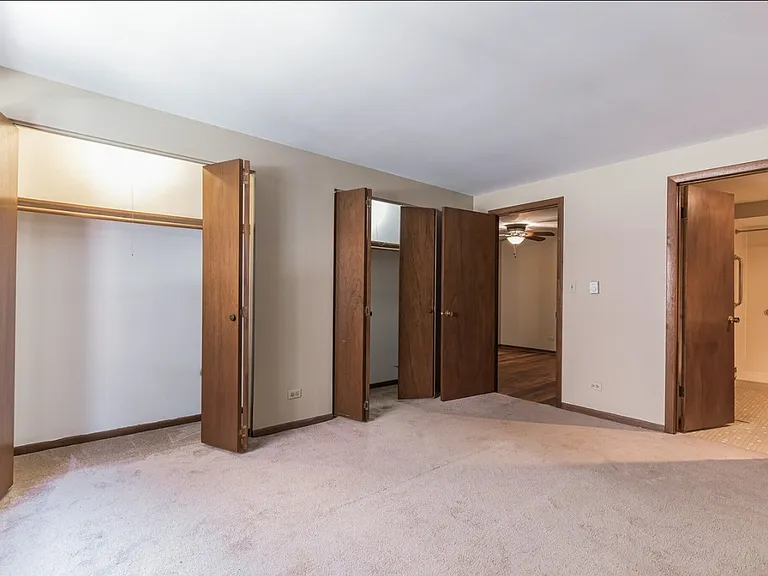 2325 N Neva Ave #104B — Photo 15