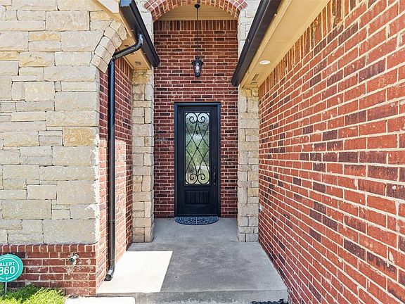 5th image of 26808 Briar Oak Dr