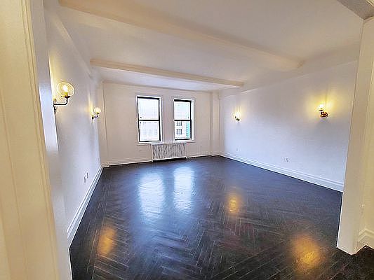 4th image of 255 W 88th St APT 12E