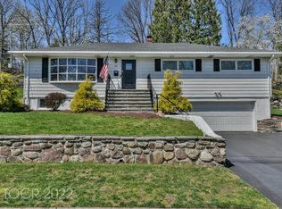 22 Kennedy Ter, Westwood, NJ 07675