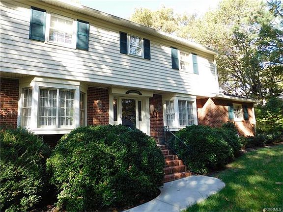 2nd image of 9502 Lakewater Ct