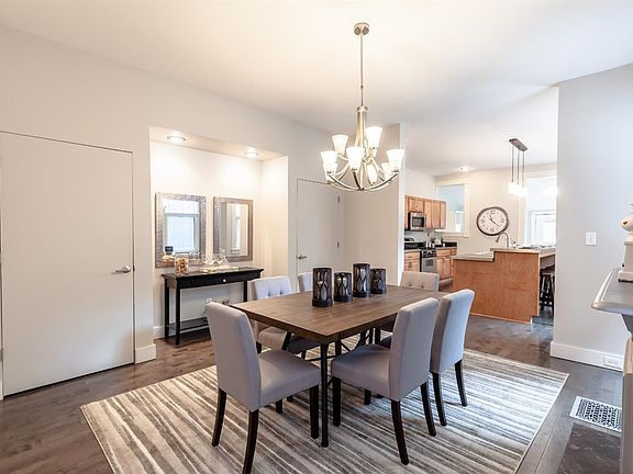 4th image of 1111 Williamson Pl