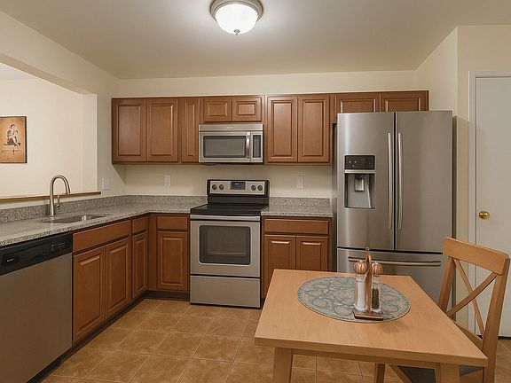 3rd image of 8780 Village Green Ct