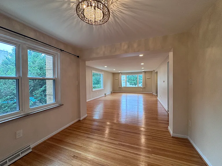 69 Berryman Dr — Photo 5