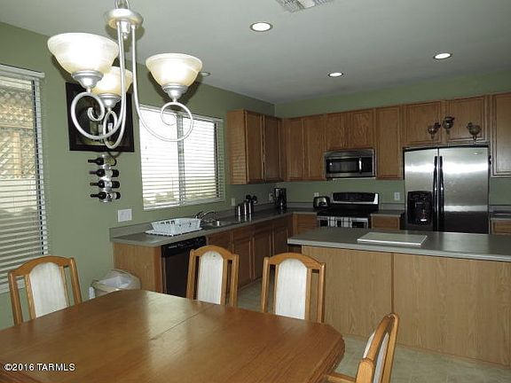 2nd image of 7042 S Beavertail Ln