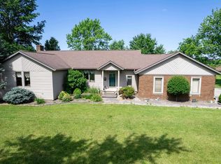 15320 Minnich Rd, Hoagland, IN 46745