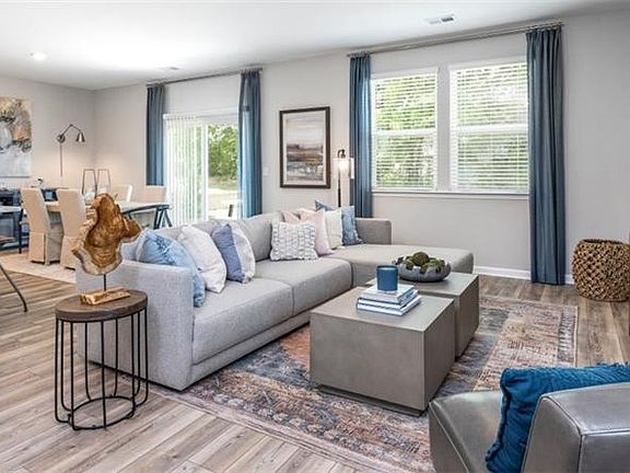 2nd image of 17521 Monte Isola WAY