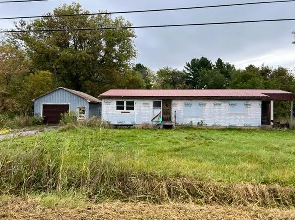 10412 Route 9, Champlain, NY 12919