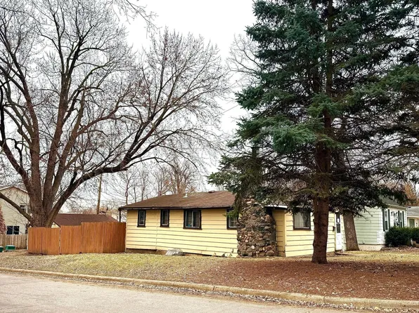 2701 Blackstone Ave S, Saint Louis Park, MN 55416