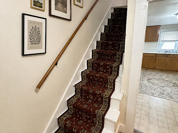 4th image of 14-16 Hamlin St #14A