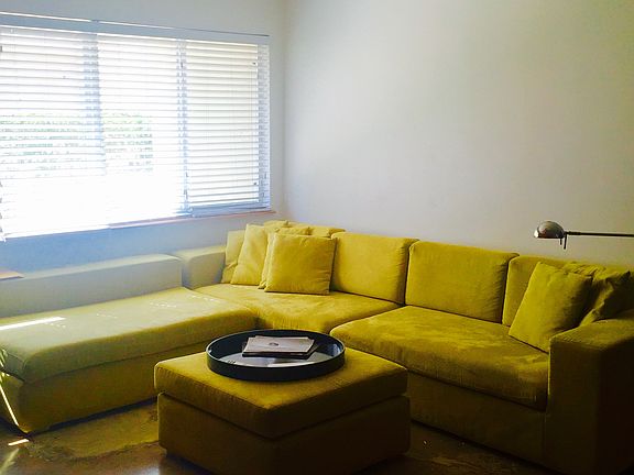 5th image of 2033 Calais Dr APT 4