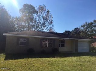 1705 Courtney Dr, Gautier, MS 39553