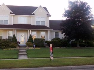 8347 Parkside Dr, Grand Blanc, MI 48439