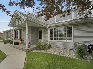 10380 W Whitnall Edge Cir UNIT F, Franklin, WI 53132