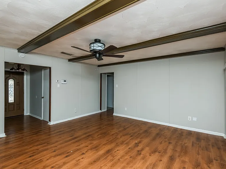 2532 Belhaven Dr — Photo 10