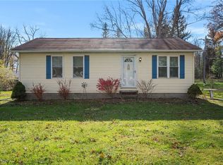 16195 Snow Rd, Burton, OH 44021