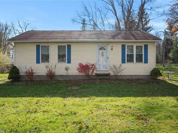 16195 Snow Rd, Burton, OH 44021