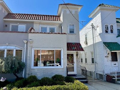 2164 E 35th St, Brooklyn, NY, 11234