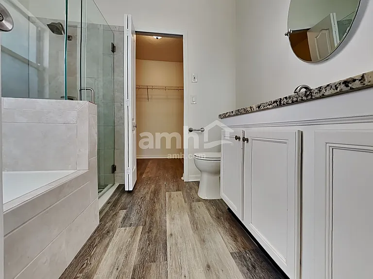 408 Corklan Ct — Photo 12