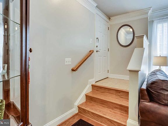 3rd image of 2276 Margraf Cir #380