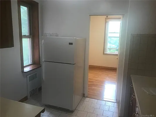 Rented by Prime Realty | media 2