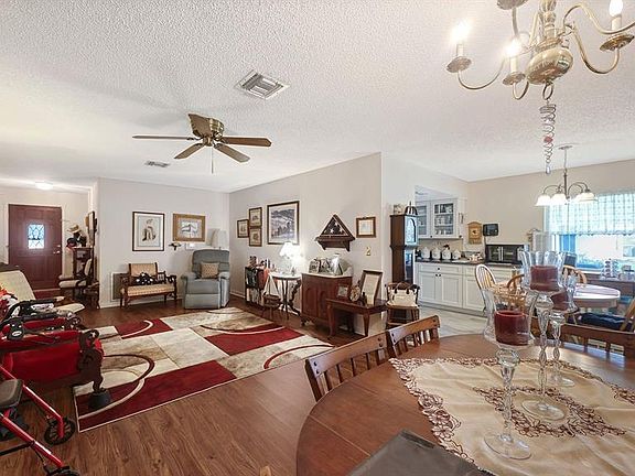3rd image of 3802 CHINABERRY ROAD