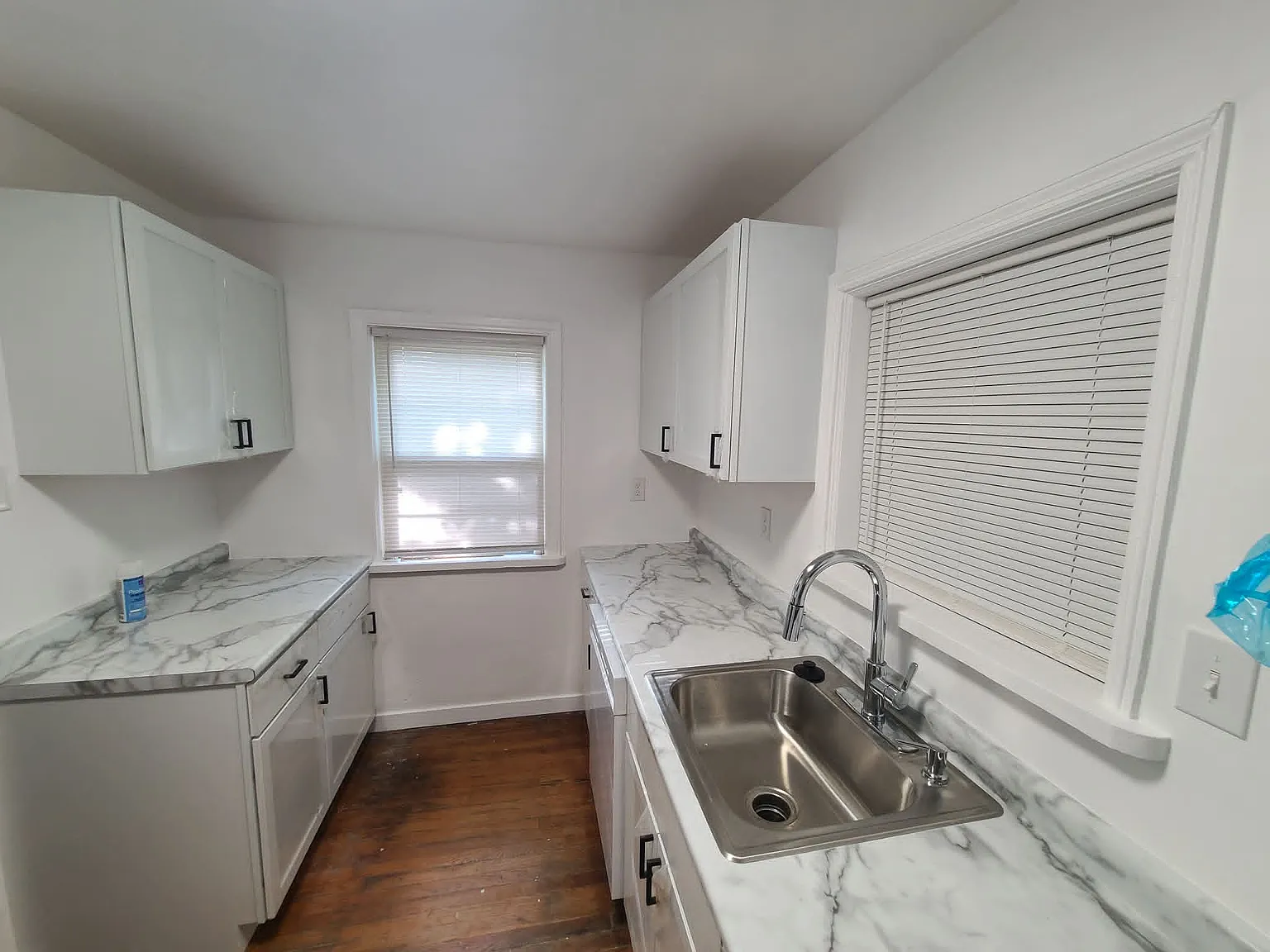 3 bed, 1372 sqft, $1,900 — Photo 3
