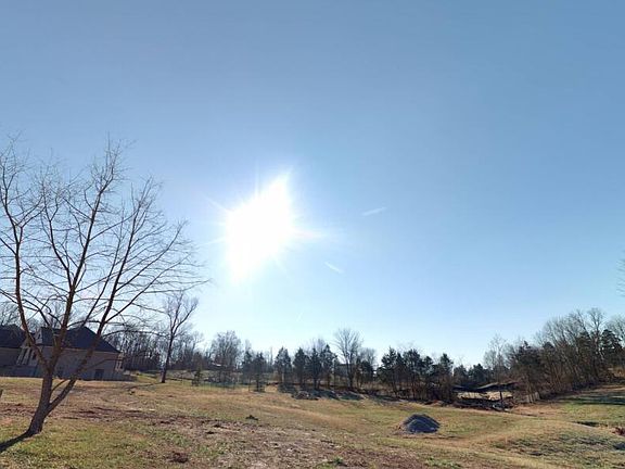 3rd image of 14108 Lake Forest Ln