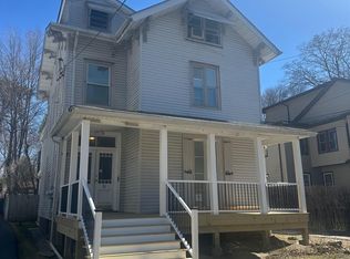 81 Carroll St FLOOR 2, Poughkeepsie, NY 12601