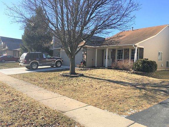 2nd image of 642 Glen Ivy Dr