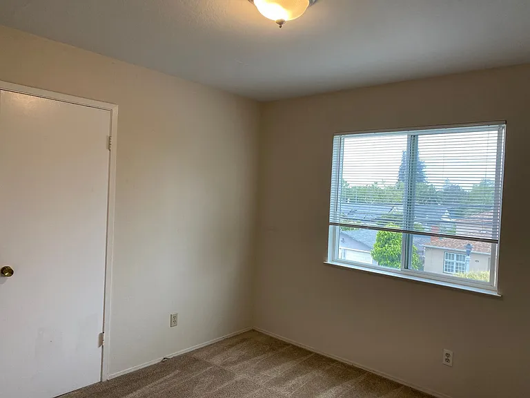 627 Dowling Blvd — Photo 6