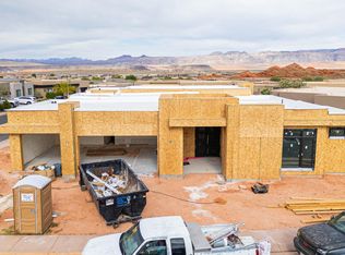 3227 S Drifting Dunes Ln, Hurricane, UT 84737